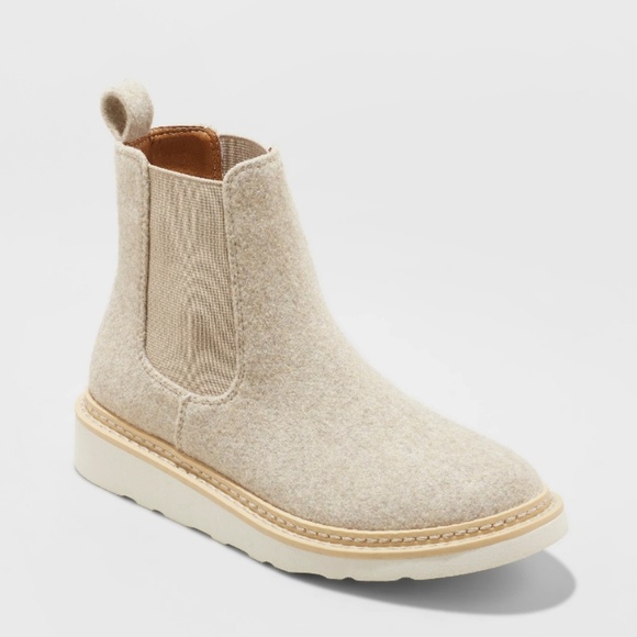 Universal Thread Shoes - NWT Ankle Felt Lightweight SneakerBoots-6/9.5